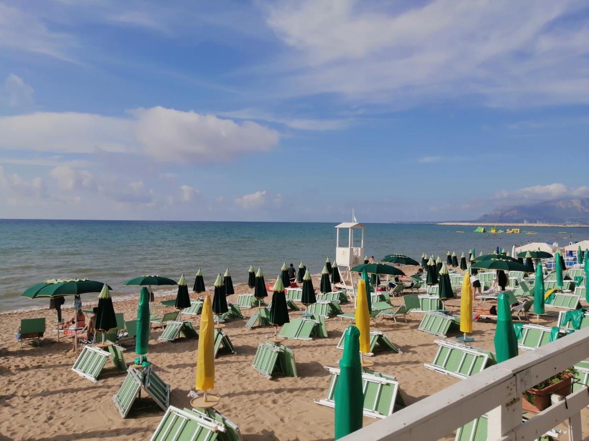 Residence Mare Azzurro Balestrate Kültér fotó